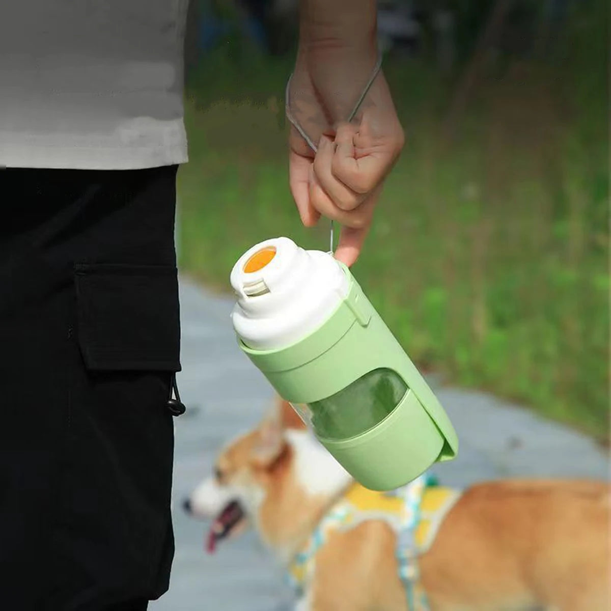 Bottiglia d'Acqua Portatile per Cani e Gatti 2 in 1 con Contenitore Cibo